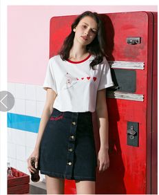 廠家直銷一手貨源 廣州女裝純棉白T低價批發(fā)，覆蓋鞋帽箱包日用品