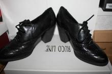 小店學(xué)府街 讓普通人也去感受高端鞋服箱包的優(yōu)雅魅力